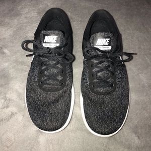 Nike Flex Contact Running Shoes